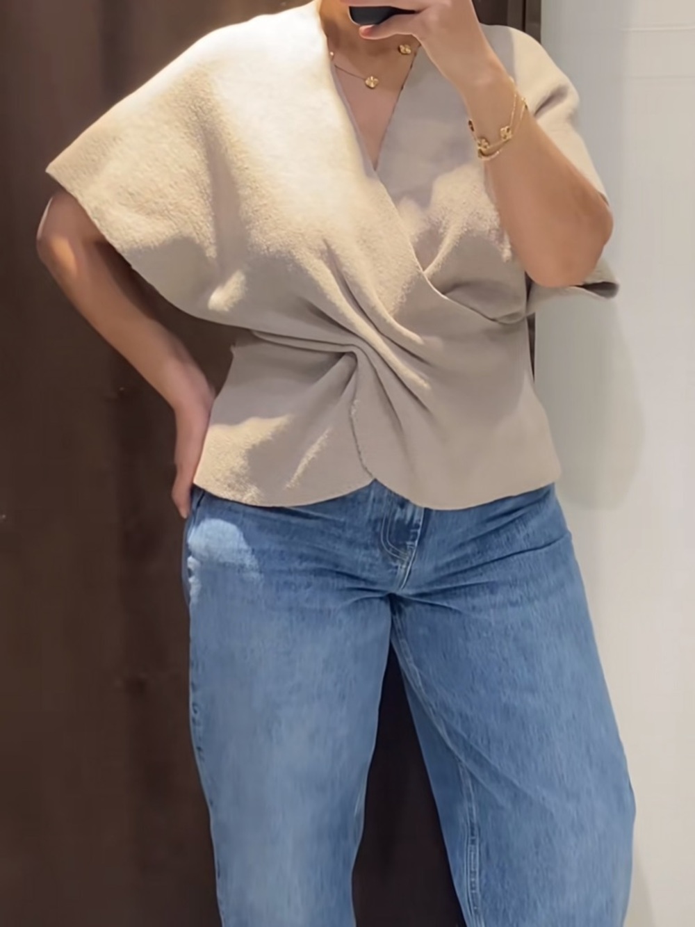 Zara light beige knitted top never worn size small